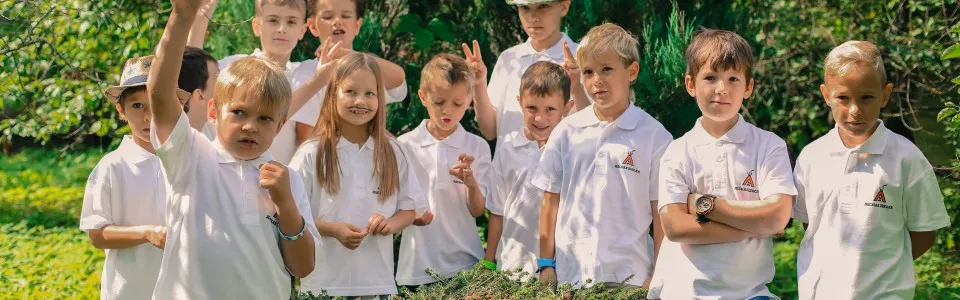 LESNAYA SCHOOL